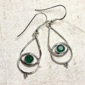 Shop Emerald Earrings! BO205 – Boucles oreilles Argent 925 et Pierre Emeraude Gouttes 36mm | Natural genuine Emerald earrings. Buy crystal jewelry, handmade handcrafted artisan jewelry for women.  Unique handmade gift ideas. #jewelry #beadedearrings #beadedjewelry #gift #shopping #handmadejewelry #fashion #style #product #earrings #affiliate #ad