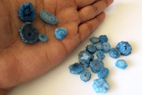 20 Pieces Tiny 7mm To 14mm Each Blue Color Solar Quartz Stalactite Gem Stones Loose Cabochons Gfj