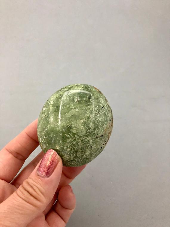 Green Chrysoprase Palm Stone Green Chalcedony (2") Meditation Crystal Stone Crystal Grids Supply Metaphysical Crystal Witch Gift Idea Her