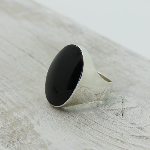 Black Obsidian Oval Shape Ring Made Of Natural Obsidian Stone And Sterling Silver 925e Medium Size Ring Simple And Stylish For Him Or Her