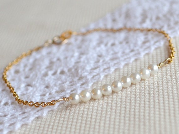 Gold Pearl Bracelet, Bridesmaid Gift,  Pearl Bridal Jewelry, June Birthstone