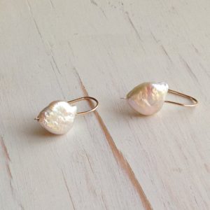 Pearl Earrings Pearl Drop Earrings Pearl Jewelry | Natural genuine Pearl earrings. Buy crystal jewelry, handmade handcrafted artisan jewelry for women.  Unique handmade gift ideas. #jewelry #beadedearrings #beadedjewelry #gift #shopping #handmadejewelry #fashion #style #product #earrings #affiliate #ad