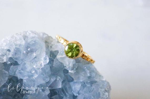 6mm Green Peridot Gold Ring. Lime Green Gold Vermeil Ring. Light Green Gem Ring. Gemstone Ring. Gold Vermeil