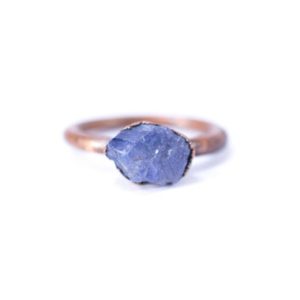 Raw tanzanite ring | Stone stacking ring | Copper & tanzanite stack ring | Electroformed jewelry | Birthstone jewelry | Birthstone Ring | Natural genuine Tanzanite rings, simple unique handcrafted gemstone rings. #rings #jewelry #shopping #gift #handmade #fashion #style #affiliate #ad