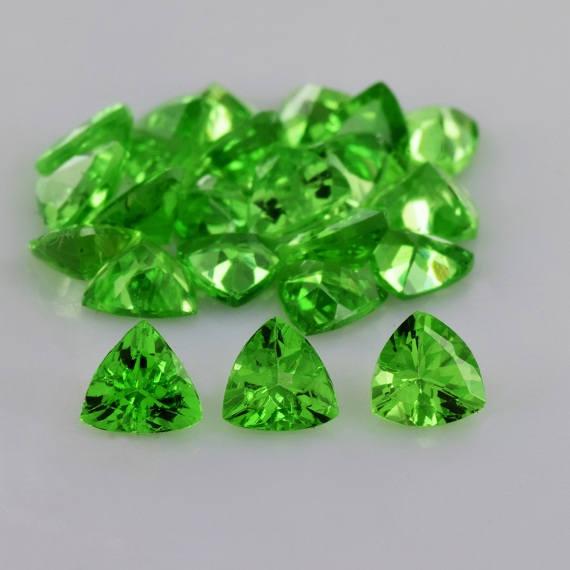 Tsavorite Garnet 3.5 Mm Faceted Cut Trillion Top Green Loose Gemstone | Green Tsavorite Jewelry Deign Loose Gemstone | Green Garnet Trillion