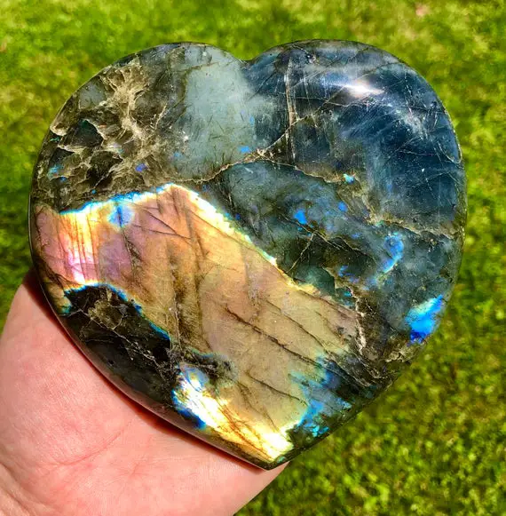 Labradorite Stone Heart - Labradorite Polished Crystal Heart - Tumbled Labradorite Stone - High Flash Blue Labradorite Gemstone - #26