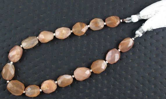 Good Quality 1 Strand Natural Peach Moonstone Gemstone, 16 Pieces Faceted Nuggets Shape Beads, Size 9x12-11x14 Mm Making Jewelry Wholesale