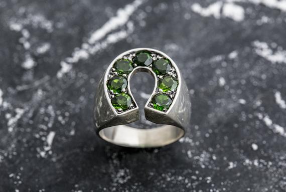 Chrome Diopside Ring, Chrome Diopside, Green Ring, Lucky Charm Ring, Statement Ring, Big Green Ring, Unisex Ring, 925 Silver Ring, Horseshoe