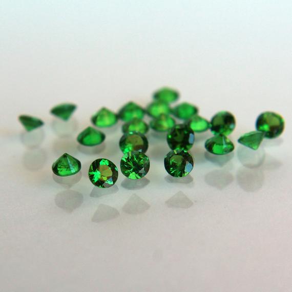 Natural Tsavorite Round Faceted Loose Gemstone - 3mm Diameter, Vivid Green Color