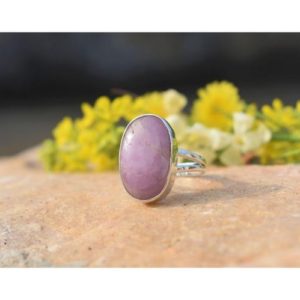 Silver Kunzite Ring, Princess Ring, Sterling Silver Ring, 925 Silver, Modern Jewelry, Gift for Her,  Christmas Gift, Wedding Ring, Casual | Natural genuine Kunzite rings, simple unique alternative gemstone engagement rings. #rings #jewelry #bridal #wedding #jewelryaccessories #engagementrings #weddingideas #affiliate #ad