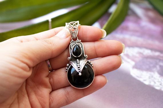 Black Onyx Pendant, Natural Onyx Gemstone Designer Pendant, Onyx Jewelry, December Birthstone, Witchy Jewelry, Black Stone Pendant, Boho