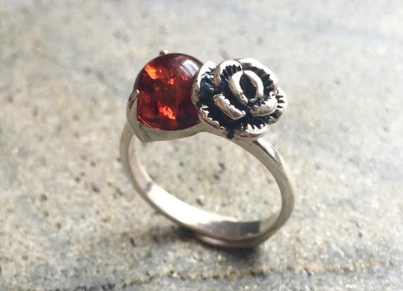 Flower Ring, Amber Ring, Silver Flower Ring, Natural Amber, Vintage Amber Ring, 925 Silver, Genuine Amber, Solid Silver Ring, Healing Stones