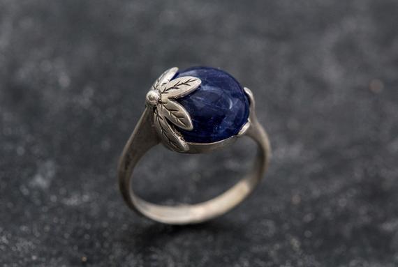 Blue Leaf Ring, Sodalite Ring, Natural Sodalite, Blue Ring, Vintage Blue Ring, Blue Sodalite Ring, Leaf Ring, Solid Silver Ring, Sodalite