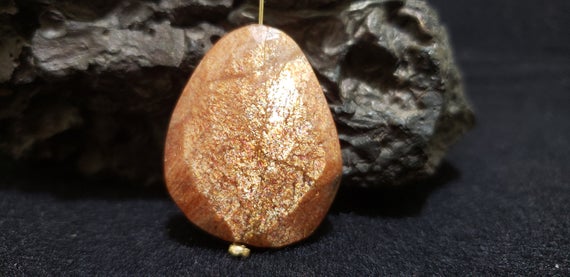 13.8 Gram Natural Sunstone Faceted Freeform Nugget Bead 32mm X 26.6mm X 12.1mm, Orange Sunstone With Lots Of Speckles, Super High Schiller,