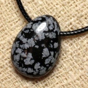 Shop Snowflake Obsidian Jewelry! Collier Pendentif en Pierre – Obsidienne Flocon Goutte 25mm | Natural genuine Snowflake Obsidian jewelry. Buy crystal jewelry, handmade handcrafted artisan jewelry for women.  Unique handmade gift ideas. #jewelry #beadedjewelry #beadedjewelry #gift #shopping #handmadejewelry #fashion #style #product #jewelry #affiliate #ad