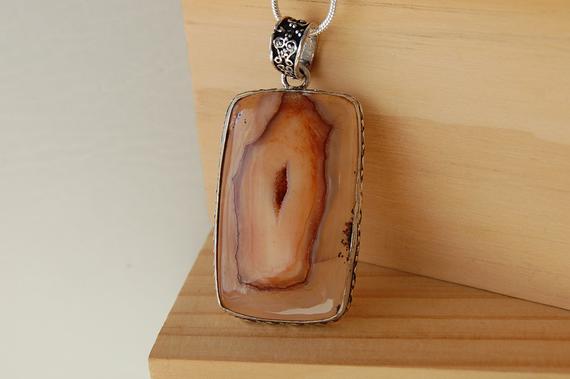 Agate Pendant, Agate Necklace, Agate Jewelry, Agate Druzy Jewelry, Crystal Jewelry, Quartz Pendant, Artisan Jewelry, Agate Pendants, Crystal