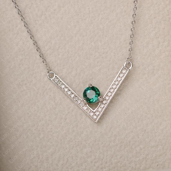 Vintage Emerald Pendant, Green Gemstone Necklace, Round Cut, May Birthstone, Sterling Silver,handmade Pendant