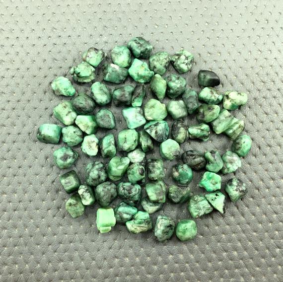 25 Pieces Emerald 10-12 Mm Raw, Real Raw May Birthstone Green Emerald Rough,emerald Gemstone Rough,emerald Crystal Raw,loose Rough Wholesale