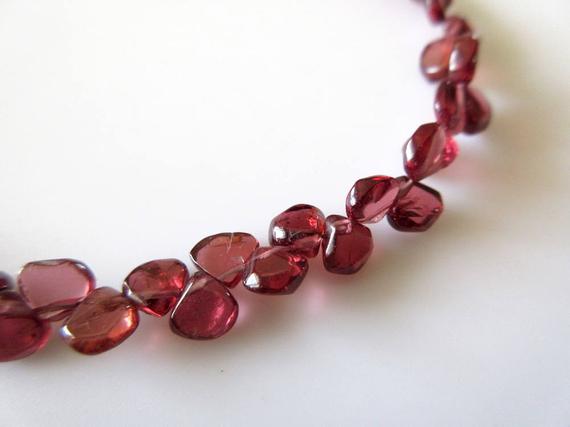 Uniform Size Natural Smooth Garnet Heart Shaped Briolette Beads, 10 Inches Of 5mm Aaa Garnet Beads, Gds760