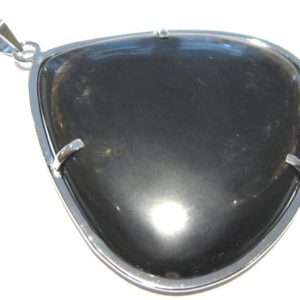 Shop Obsidian Pendants! ciondolo ossidiana nera | Natural genuine Obsidian pendants. Buy crystal jewelry, handmade handcrafted artisan jewelry for women.  Unique handmade gift ideas. #jewelry #beadedpendants #beadedjewelry #gift #shopping #handmadejewelry #fashion #style #product #pendants #affiliate #ad