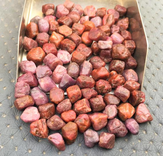 50 Pieces Raw Natural Red Ruby Gemstone, Size 6-8 Mm Genuine Ruby Rough, Red Ruby Crystal Raw, Unpolished Ruby Raw Making Ruby Jewelry Raw