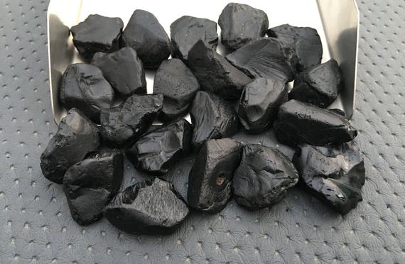 10 Pieces Gemstone Rock Stone Size 24-30 Mm,natural Black Spinel Rough Gemstone, Natural Raw Rough Gemstone,genuine Black Spinel Rough Stone
