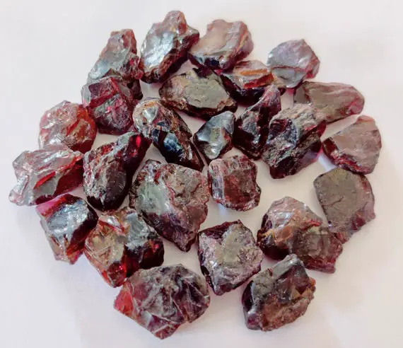 Garnet Raw 10 / 25 Piece Lot  Raw Stone,  Natural Garnet Gemstone, Healing Garnet Raw,6x8,8x10,10x12,12x15,  Mm Size
