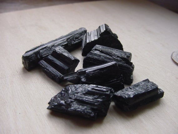 Black Tourmaline Raw, Loose Stones, Deflects Negativity, Enhances Well-being, Grounding, Connects Earth To Human Spirit. Gift Idea