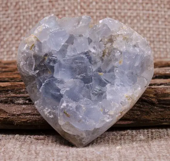 Celestite Heart Geode,blue Celestite Heart,celestite Crystal Cluster,celestite Heart,celestite Crystal Geode,decor,gift For Her,gift For Him