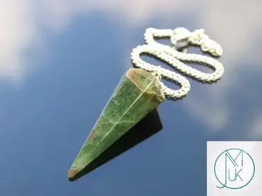 Green Diopside Gemstone Point Pendulum Dowsing Crystal Dowser Chakra Healing