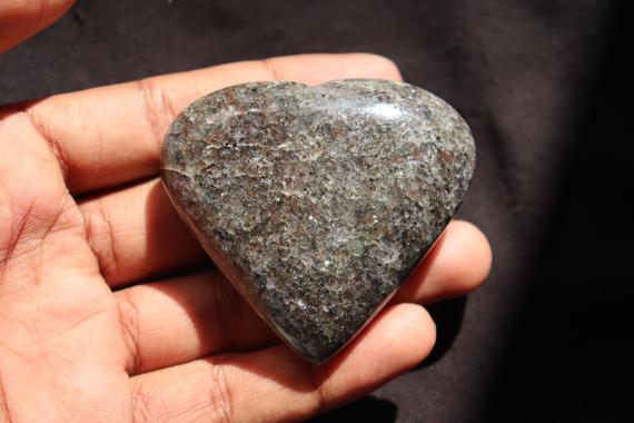 Iolite Heart Stone Also Known As Water Sapphire - Shamanic Stone - Blue Gemstone - Third Eye Chakra Stone - Tumbled Iolite - Reiki Healing