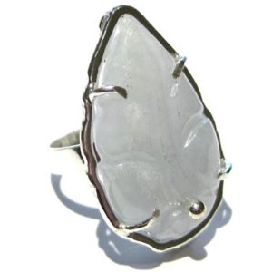 Shop Jade Rings! anello giada foglia | Natural genuine Jade rings, simple unique handcrafted gemstone rings. #rings #jewelry #shopping #gift #handmade #fashion #style #affiliate #ad