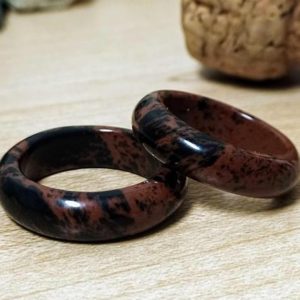 Mahogany Obsidian ring | Obsidian ring band| Black wedding band | Natural stone ring | Obsidian stone band | Natural genuine Mahogany Obsidian jewelry. Buy handcrafted artisan wedding jewelry.  Unique handmade bridal jewelry gift ideas. #jewelry #beadedjewelry #gift #crystaljewelry #shopping #handmadejewelry #wedding #bridal #jewelry #affiliate #ad