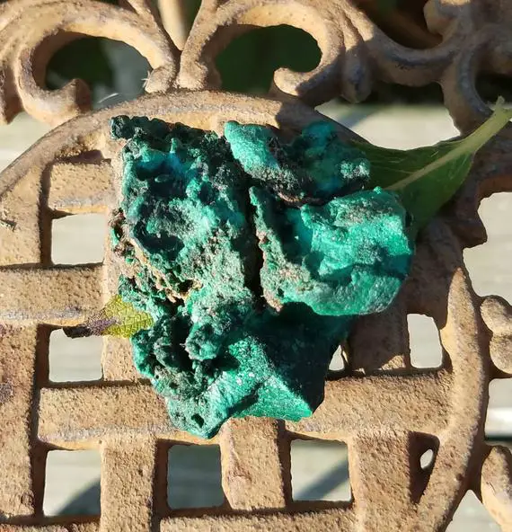 Malachite Raw Gemstone Stone Crystal Natural Healing Reiki Metaphysical Wicca Meditation Yoga Altar Heart Chakra Polished Tumbled Rough