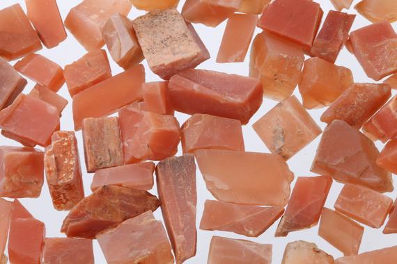 Raw Peach Moonstone Pieces, Rough Peach Moonstone, June Birthstone, Bulk Raw Gemstones, Raw Moonstone Crystal, Peachmoon001