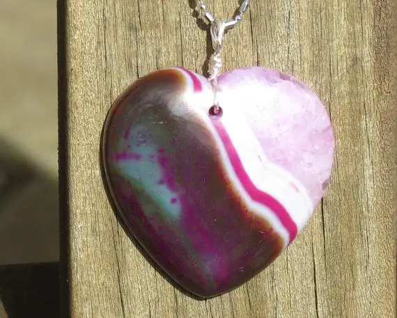 Banded Onyx Druzy Heart Healing Stone Necklace!