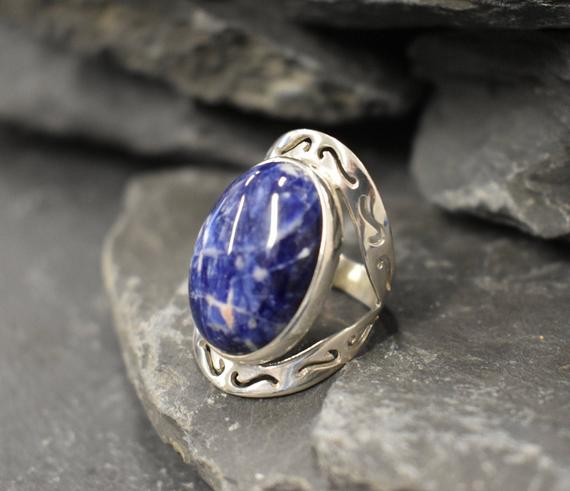 Sodalite Ring, Blue Sodalite Ring, Large Sodalite Ring, Natural Sodalite, Oval Vintage Ring, Large Stone Ring, Blue Ring, Solid Silver Ring