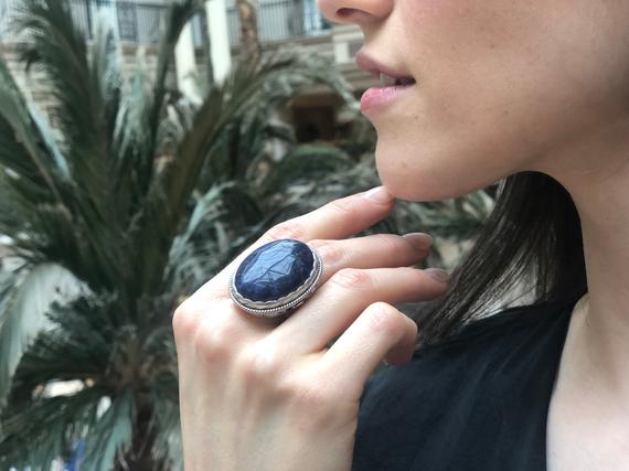 Large Sodalite Ring, Natural Sodalite, Statement Ring, Vintage Ring, Heavy Ring, Large Oval Ring, Dark Blue Ring, Artisan Ring, Silver Ring
