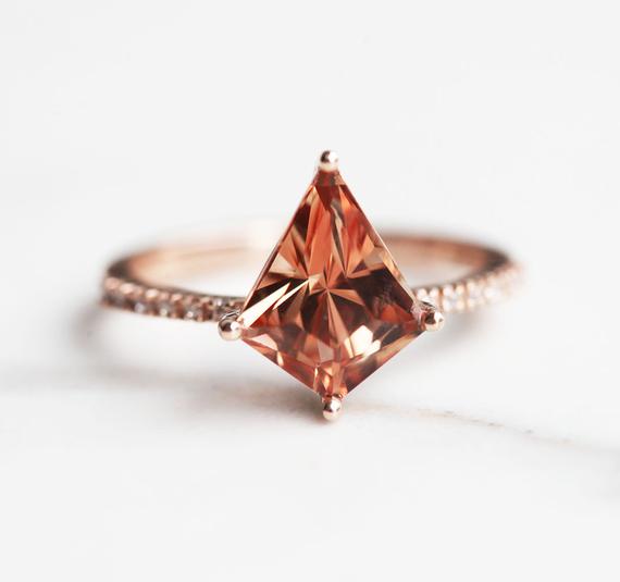 Kite Sunstone Ring, Oregon Sunstone Ring, Geometric Engagement Ring, Orange Engagement Ring, Kite Orange Gemstone Ring
