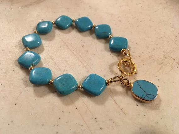 Turquoise Bracelet - Gold Jewelry - Gemstone Jewellery - Beaded - Charm - Fashion - Blue - Handmade - Gift - Howlite - Carmal - Toggle
