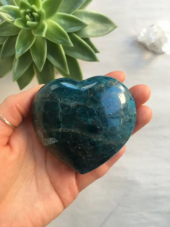 Blue Apatite Heart, Blue Apatite Crystal, Blue Apatite Stone, Crystal Heart, Polished Blue Apatite, Natural Blue Apatite, Apatite Crystal