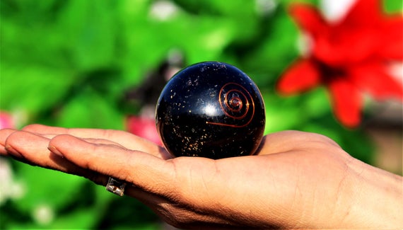 Small 50mm Epoxy Resin & Natural Black Tourmaline Chips Stone Made Copper Ring Healing Metaphysical Meditation Power Sphere Ball