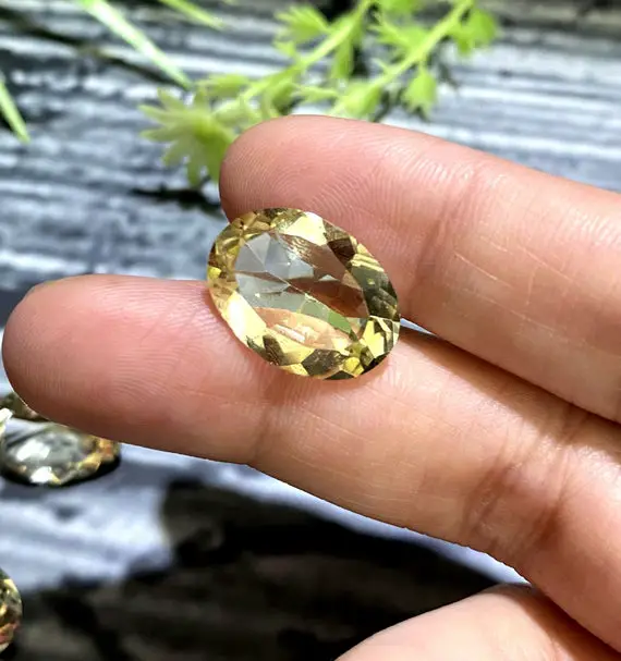 Natural Faceted Oval Cutting Citrine Quartz Crystal/for Ring/for Pendant/fortune Stone/old Gemstone/loose Gemstone/wholesale/super Discount