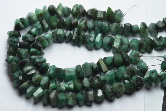 7 Inch Strand,natural Emerald Faceted Fancy Nuggets  Shape Size 7-8mm