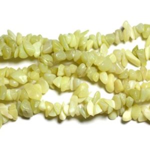 Shop Jade Chip & Nugget Beads! Fil 89cm 260pc env – Perles de Pierre – Jade Jaune Citron Rocailles Chips 5-10mm | Natural genuine chip Jade beads for beading and jewelry making.  #jewelry #beads #beadedjewelry #diyjewelry #jewelrymaking #beadstore #beading #affiliate #ad