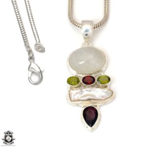 Moonstone Energy Healing Necklace • Crystal Healing Necklace • Minimalist Necklace P7401 | Natural genuine Gemstone pendants. Buy crystal jewelry, handmade handcrafted artisan jewelry for women.  Unique handmade gift ideas. #jewelry #beadedpendants #beadedjewelry #gift #shopping #handmadejewelry #fashion #style #product #pendants #affiliate #ad