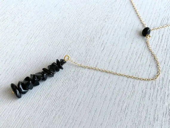 Obsidian Stone Necklace, Minimalist Black Crystal Necklace, Reiki Energy, Raw Gemstone Protection Necklace, Layering Necklace, Gift For Her