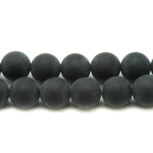 Shop Onyx Bead Shapes! Fil 39cm 93pc environ – Perles Pierre Onyx noir Boules 4mm mat sablé givré | Natural genuine other-shape Onyx beads for beading and jewelry making.  #jewelry #beads #beadedjewelry #diyjewelry #jewelrymaking #beadstore #beading #affiliate #ad