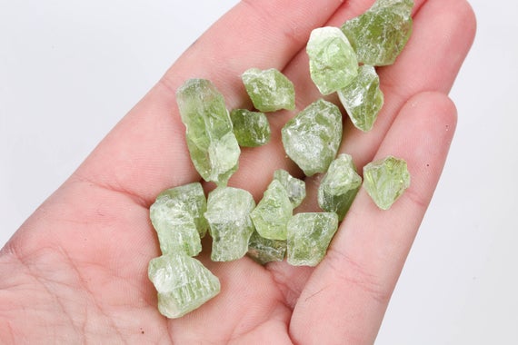 Raw Peridot Pieces, Rough Natural Peridot, Peridot Chips, Undrilled Peridot, August Birthstone, Bulk Peridot Crystal, Rawperidot001