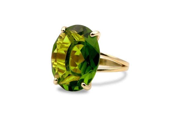 18k Gold Peridot Oval Cut Ring  · Yellow Gold Cocktail Ring · 14k Solitaire Ring · August Birthstone Handmade Ring